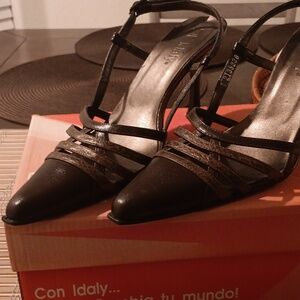 Elegant Brown Strappy Heels Size 23cm Or 6us